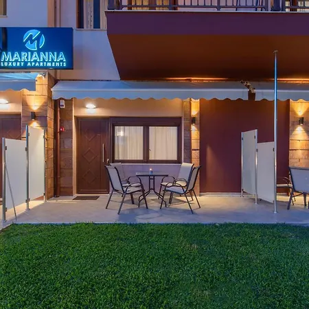 Luxury Apartments Marianna Neos Marmaras Exterior photo